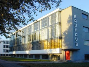 100 Jahre Bauhaus in Dessau: Eine Feier der Moderne und ihrer Materialien