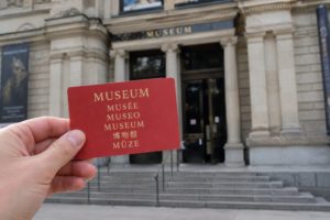 Ein Deutschlandticket für Museen? Zwischen kultureller Teilhabe und finanzieller Realität
